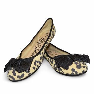 Libby Edelman Cheetah Print
Round Toe Ballet Flat with Bow, sz 7.5